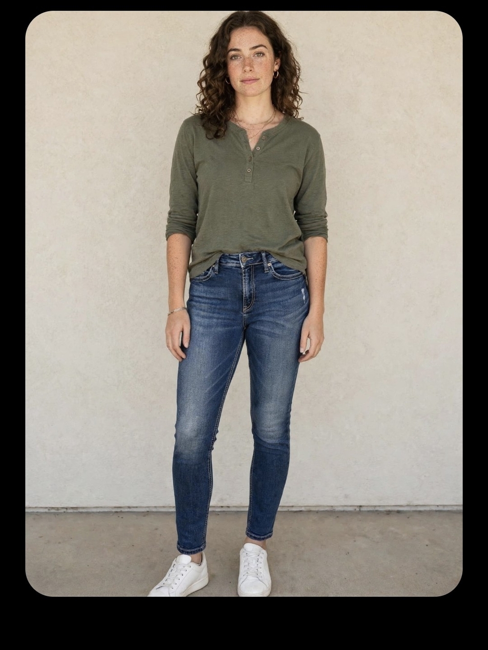 Silver Jeans Women’s Dark Blue Skinny Jeans